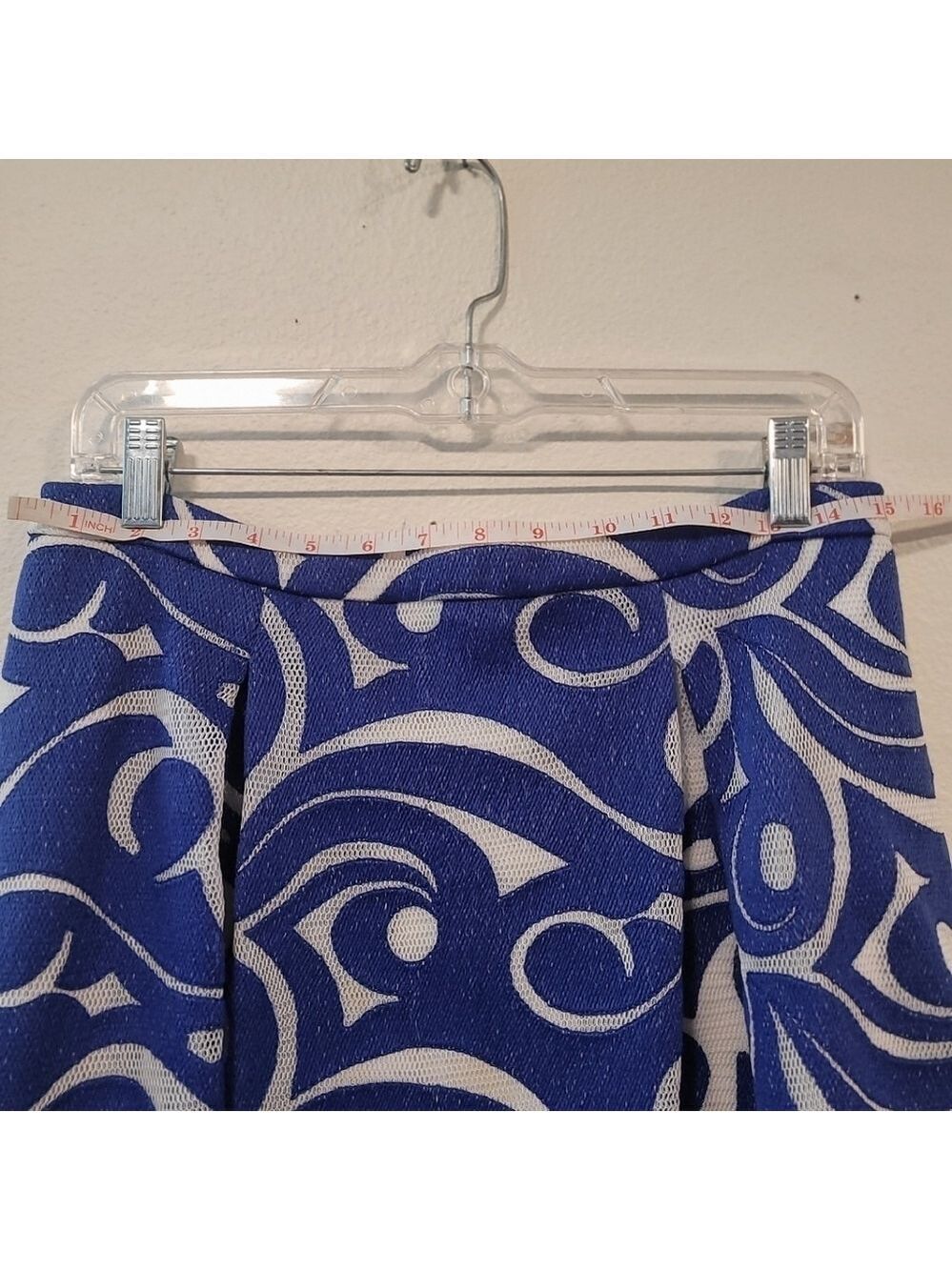 BCBGMaxAzria Jezebel Blue and White Pleated A-Line Midi Skirt Sz 10 - Picture 5 of 11